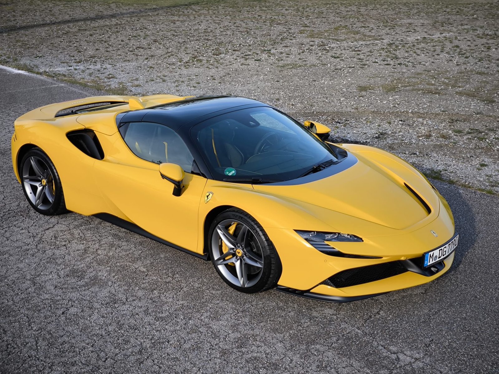 Ferrari SF90 Spider